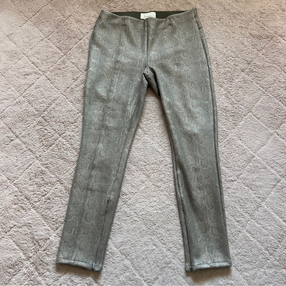 Anthropologie Snake Print Stretchy Leggings Preppy Minimalist Whimsical Size 29